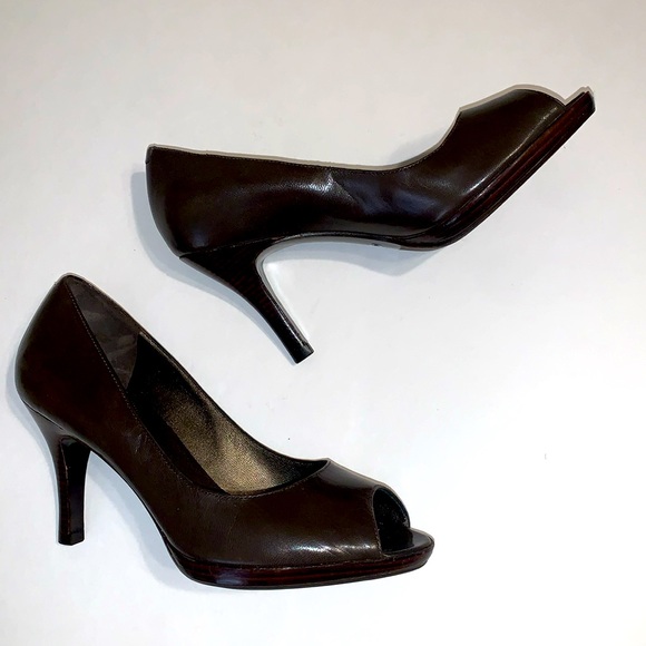 Cole Haan Nike Air Brown Heels - Picture 4 of 7